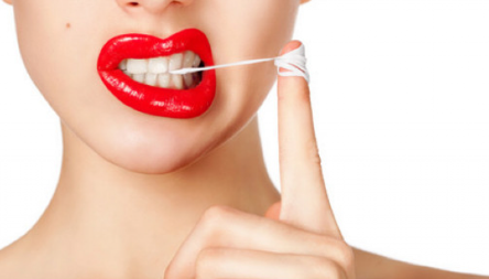 NEGATIVNI EFEKTI ŽVAKA KOJE NISTE ZNALI Kako žvakanje pre obroka može povećati želju za nezdravom hranom