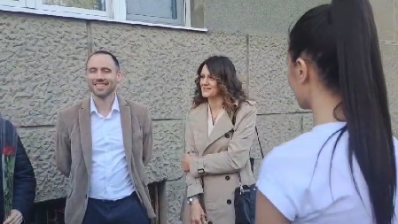 STIGLA JE "SRPSKA BOUNS" KOD STUDENATA KOJI ŽELE DA UČE Mnogi širom planete ne bi pitali koliko košta ovakvo predavanje (VIDEO)