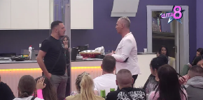 GASTOZ POBESNEO ZBOG PORUKE KOJU JE DOBIO IZ SPOLJNOG SVETA Javno se obratio njemu: "Do kraja ćemo ostati zajedno"