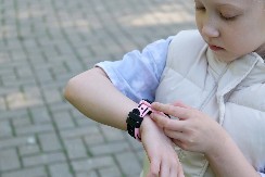 PAMETNI SATOVI ZA DECU PREDSTAVLJAJU OPASNOST! Nakon ovog vremena, njihovo korišćenje je strogo zabranjeno!