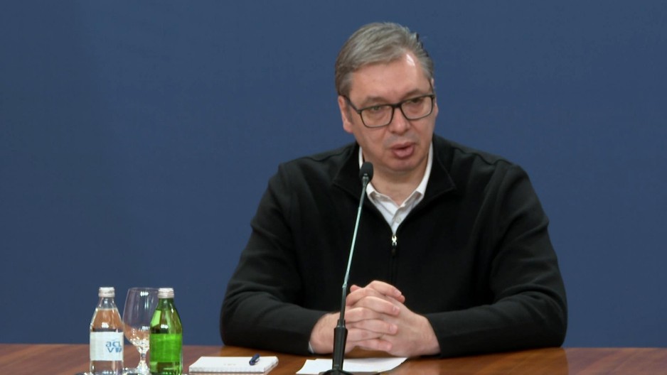 "LJUDI SU SITI BLOKIRANJA ULICA, HOĆE DA RADE" Vučić: "Bilo je potrebno da prođe 100 dana da bi ljudi videli o čemu se radi"