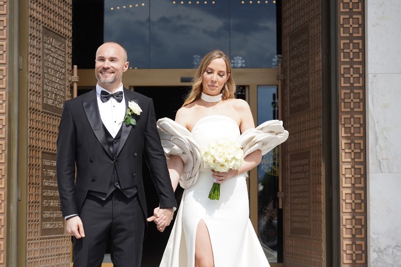 "PREVARILA ME JE, PRONAŠAO SAM PORUKE U NJENOM TELEFONU" Aca Sofronijević javno otkrio skandalozne detalje: "Na kraju sam bio u pravu"