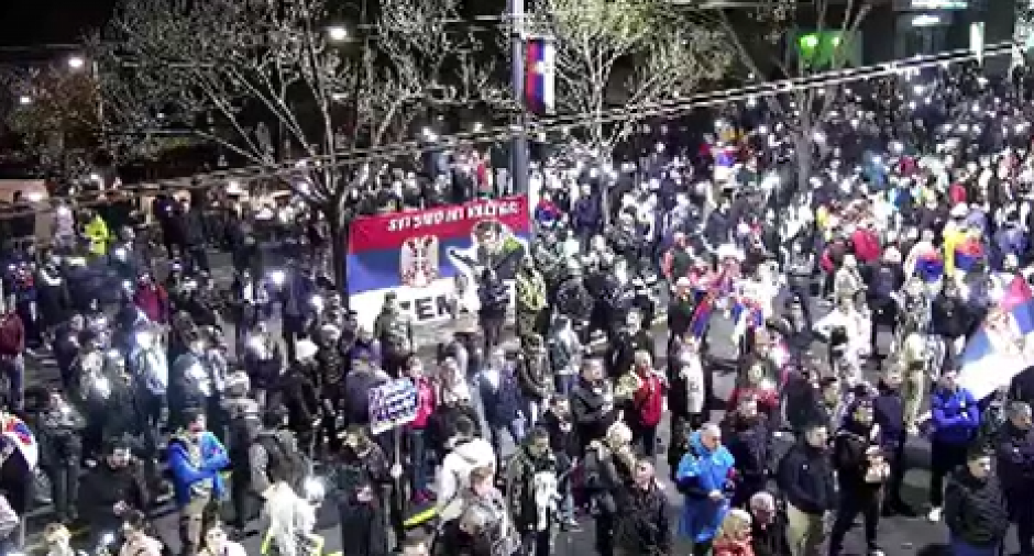 EVO ŠTA SE DESILO SINOĆ NA PROTESTU U 19:10 SATI Službe bezbednosti napravile analizu i skinule snimke sa kamera (FOTO/VIDEO)