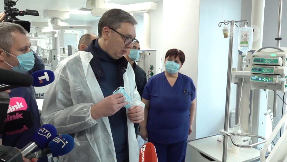 "ZA NAS JE TRAGEDIJA U KOČANIMA KAO TRAGEDIJA BILO GDE KOD NAS" Vučić obišao povređene u UKC: spremni smo da prihvatimo još ljudi u bolnicama