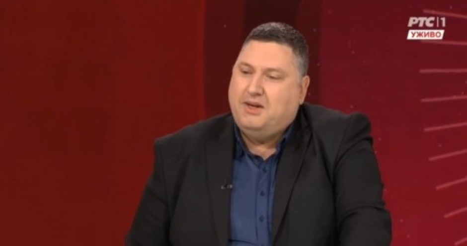 NAJBOLJI NASTAVNIK NA PLANETI PORUČIO RODITELJIMA, NASTAVNICIMA I DECI: "Blokade nisu rešenje, obrazovanje ne sme da stane!"