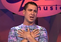 DANAS JE NEPREPOZNATLJIV! Žene su obožavale njegove hitove, naglo se povukao sa estrade, evo čime se bavi