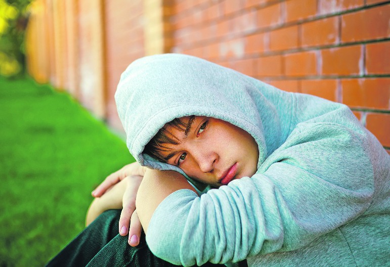 KAKO GLUPI I NEKULTURNI LJUDI UTIČU NA NAŠU PSIHU I KAKO SE ZAŠTITITI Psiholog dao jako objašnjenje