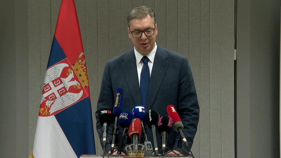 "NIŠ JE BIO UŽASAN, DA ONAKO UNIZITE STARIJE, DA IH TUČETE KAMENICAMA, JURITE, RAZBIJATE JAJA..." Vučić se oglasio iz Brisela