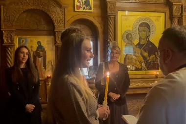 Ostala zatečena kad su joj rekli koliko da stavi u koverat za krštenje: "Šokirala sam se, zar ovoliko pod jastuk"