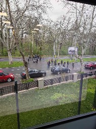 STUDENTI SA FON I FPN BLOKIRAJU SAOBRAĆAJ Njih 20 zauzelo ceo bulevar, DOKLE VIŠE ovo maltretiranje naroda?