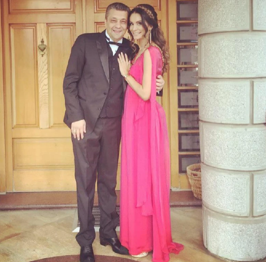 SUPRUGA ŽELJKA RUTOVIĆA JE BIVŠA RIJALITI UČESNICA Razlika u godinama bila je ogromna, a evo kako su se upoznali