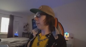 OSVOJIO SRCA 25 MILIONA LJUDI! Momak se žalio kakve probleme ima zato što je ružan i desilo se čudo, život mu se pretvorio u bajku!