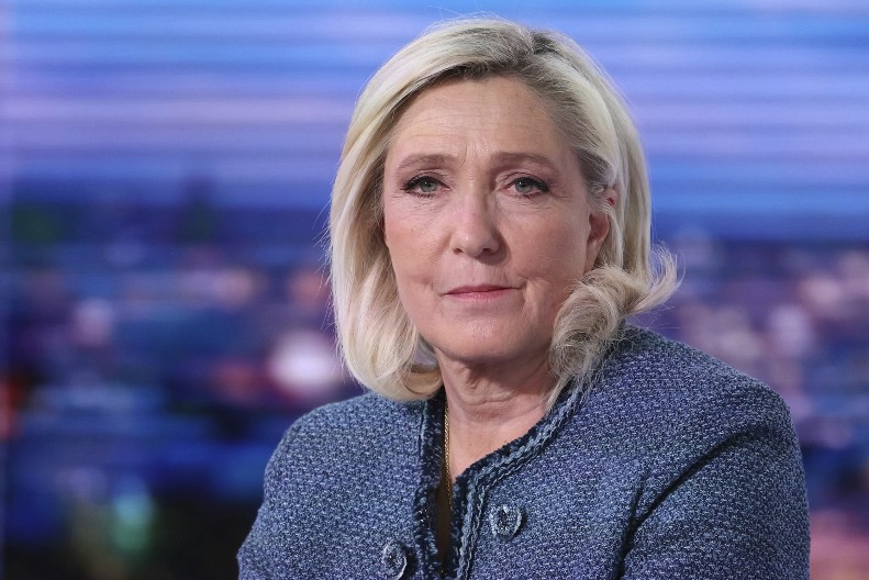 LE PEN MOŽE DA PONIŠTI PRESUDU! Evo kada će podneti žalbu