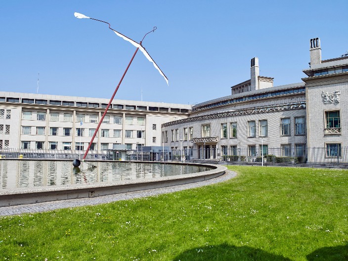 HAŠKI TRIBUNAL MOGAO JE DA OPTUŽI I BETMENA ZA ZLOČINE? Lik iz čuvenog romana "Heroj na magarcu"proglašen za najvećeg silovatelja muslimanki