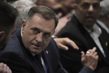 DODIK POZIVA 5 ZEMALJA "Tražiću zaštitu Dejtona"