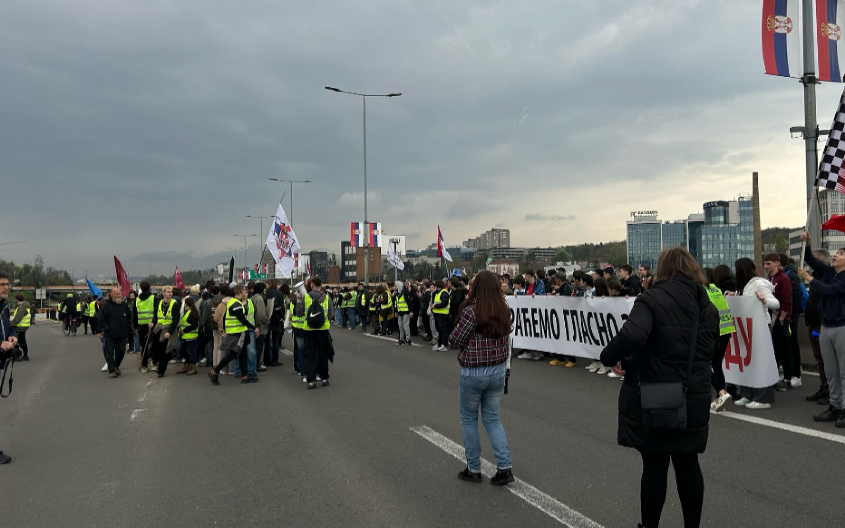 NEKA PROPADNE GODINA SVIMA Osveta loših đaka i studenata!