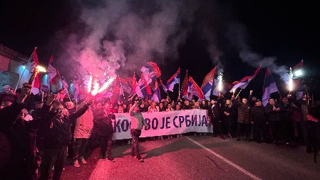 HEROJI SA KOSOVA I METOHIJE STIGLI U KRALJEVO: 2.000 ljudi pripremilo spektakularan doček (FOTO/VIDEO)