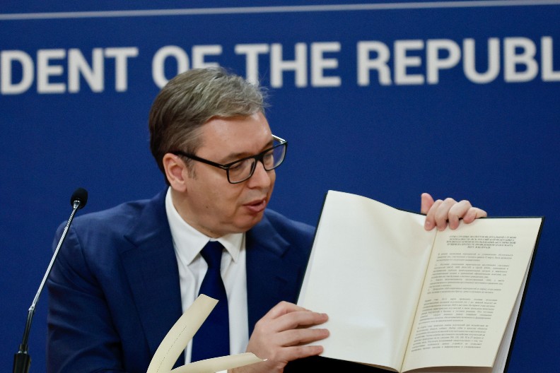 SRAM BILO SVE ONE KOJI SU LAGALI ZA ZVUČNI TOP Vučić: Lično ću tražiti i insistirati na svakoj vrsti odgovornosti