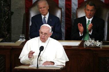 SASVIM NEOČEKIVAN SPISAK Šta je sve papa Franja ostavio iza sebe nakon smrti