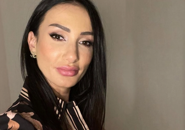 "KOLJAČI SRBA SUDBINU BI DA NAM KROJE" Dodikova ćerka stihovima oplela po onima koji traže njenog oca