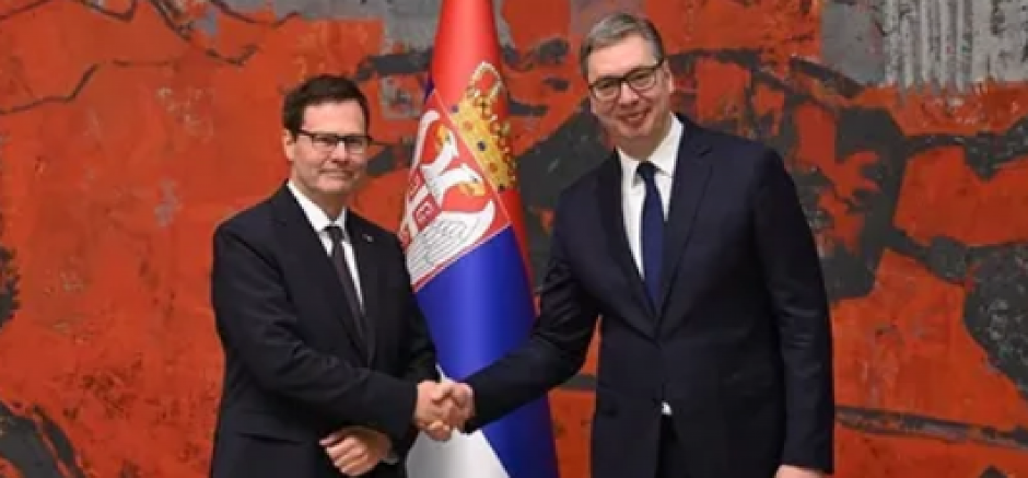 Vučić primio akreditivna pisma pet novih ambasadora u Srbiji (FOTO)