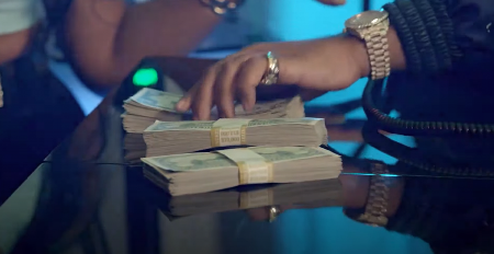 TRI ZNAKA ZODIJAKA NAPUNIĆE DŽEPOVE DO 8. MAJA Neočekivana lova stiže pravo u vaše ruke