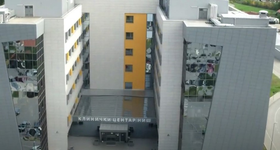 HOROR KOD LESKOVCA! DEČAK (2) ZADOBIO OPEKOTINE PO CELOM TELU Polio se vrelom vodom sa šporeta