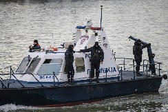 SAHRANJENA DEVOJČICA NAĐENA U SAVI NA NOVOM BEOGRADU Majka je bacila u reku, pa lagala da se utopila