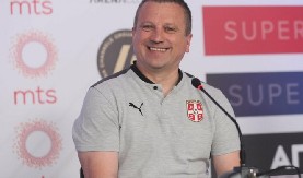 ZEČEVIĆ SVESTAN NEUSPEHA SA REPREZENTACIJOM Osećam odgovornost, jer nismo uspeli da se plasiramo na Evropsko prvenstvo