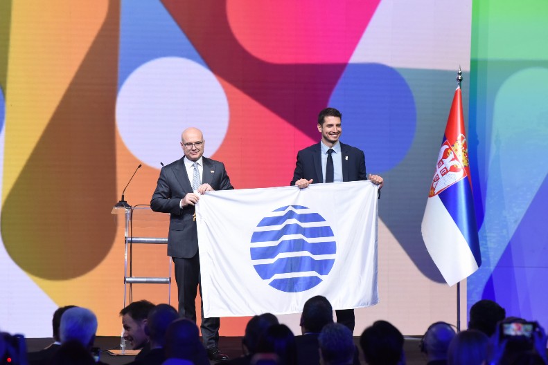 EXPO ZASTAVA URUČENA PREDSEDNIKU VLADE REPUBLIKE SRBIJE