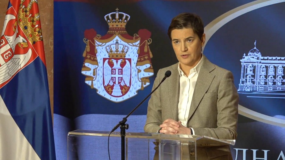 "KADA BI VUVUZELE PRIČALE, ONI BI BILI NAJREČITIJI LJUDI"! Brnabićeva odgovorila opoziciji: "To je nasilje"