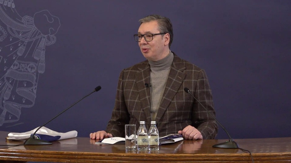 SPOMENIK KOJI ĆE UKAZATI NA NEZABORAV Predsednik Srbije o mestu tragedije u Novom Sadu