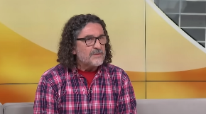 KO JE U STVARI ZORAN ĐAJIĆ, ZVEZDA ŠOLAKOVIH MEDIJA: Veliki mrzitelj Vučića, na čelu udruženja koje DUGUJE NOVAC i nikada ga neće vratiti...