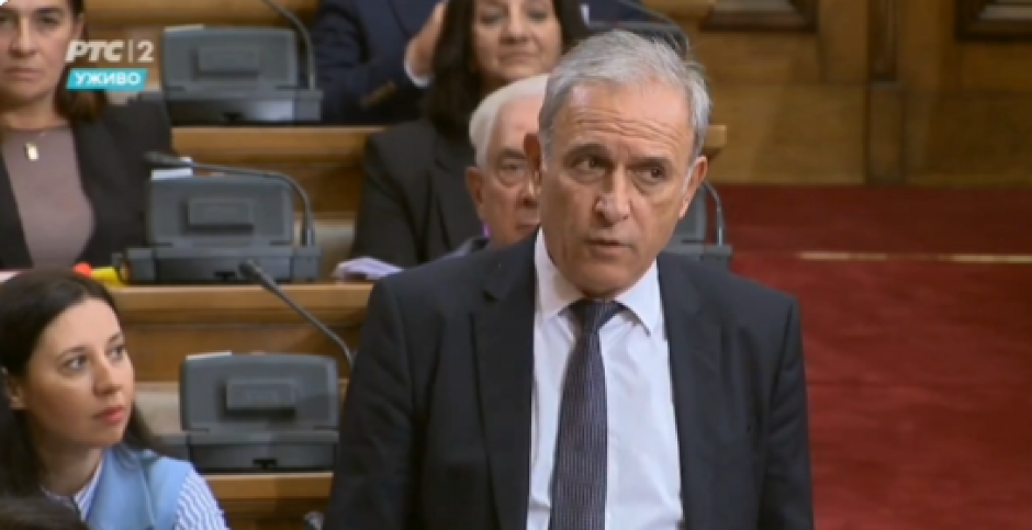 PUKAO POLITIČKI ŠAMAR ZA OPOZICIJU! "Ti ćeš da pričaš, sramoto, o bežanju?!"