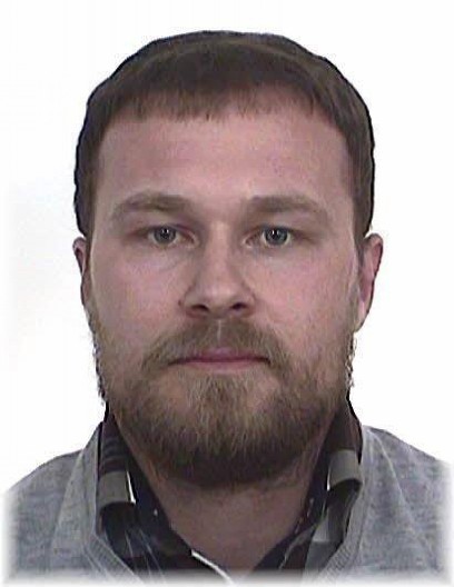 ZVICER BIO KOD PLASTIČNOG HIRURGA, MALO SE UBUCIO, PRESADIO KOSU I IMA ŠIŠKE! Interpol objavio sva IZDANJA šefa kavačkog klana