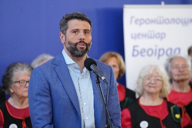 Šapić : Ljudi "trećeg doba" svojom energijom i entuzijazmom vraćaju veru u život (FOTO)