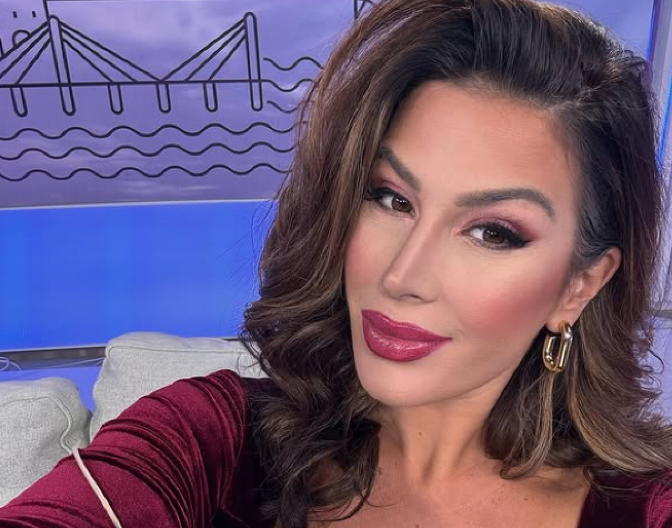 BRUTALNO NAPADNUTA ENA POPOV U sve umešana ova naša pevačica, procurio i snimak (VIDEO)