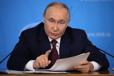 PUTIN IMA PORUKU ZA AMERE Predsednik Rusije iznenadio javnost