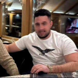 MLADIĆA UBILA STRUJA DOK JE RADIO FASADU NA KUĆI U TUTINU Povređen kolega koji je pokušao da mu pomogne