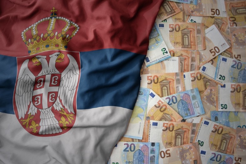 Njegova plata šokira Srbiju: Prima preko miliona, a napravljen i "foto robot"