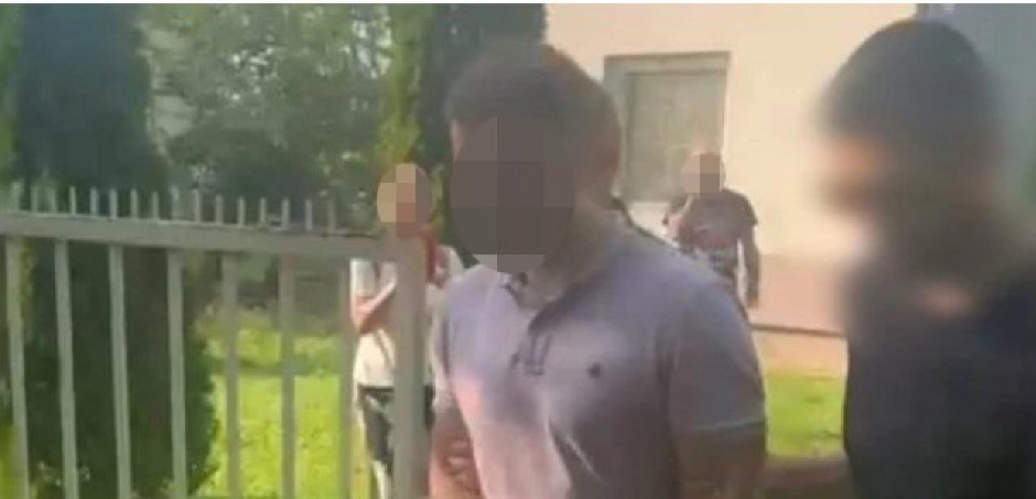 JOŠ JEDNO HAPŠENJE BLOKADERA NASILNIKA: Uhapšen terorista koji je orkestrirao napad na Miloša Pavlovića (VIDEO)