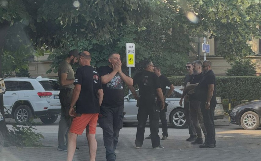 BRUTALNO KRŠENJE IZBORNOG PROCESA U ZAJEČARU! Lica koja se predstavljaju kao veterani u saradnji sa PUF-ovcima zastrašuju građane!