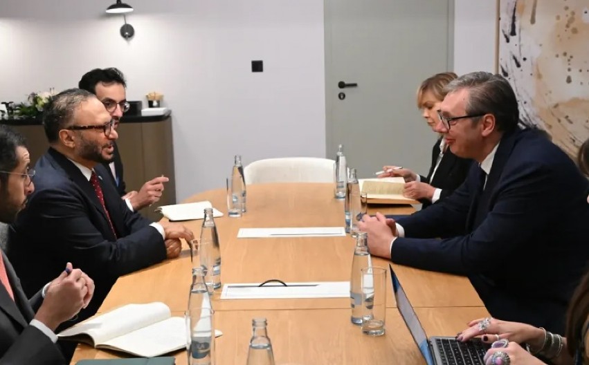 VUČIĆ SA GARGAŠOM Razgovori o najvažnijim temama, predsednik poslao poruku Mohamedu bih Zajedu