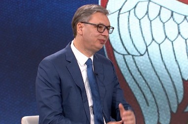 ZAHVALJUJUĆI REKTORU ĐOKIĆU I DEKANIMA IMALI SMO NAJVEĆI EGZODUS STUDENATA! Predsednik Vučić: Potreban nam je Zakon o visokom obrazovanju