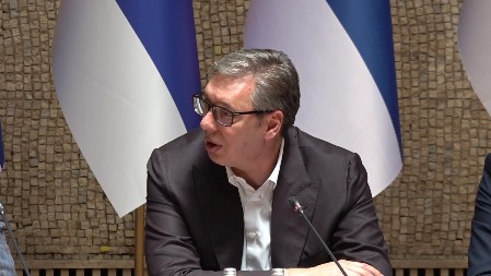 "SVI MOGU DA BUDU SUVERENI I SLOBODNI, ALI SAMO BALKANSKIM NARODIMA NE DAJU" Vučić se obratio na Međunarodnom forumu studenata (VIDEO)