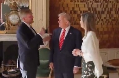 HOLANDSKA KRALJICA "PONIŽAVA" TRAMPA PRED KAMERAMA? Pogledajte sporni trenutak sa NATO samita (VIDEO)