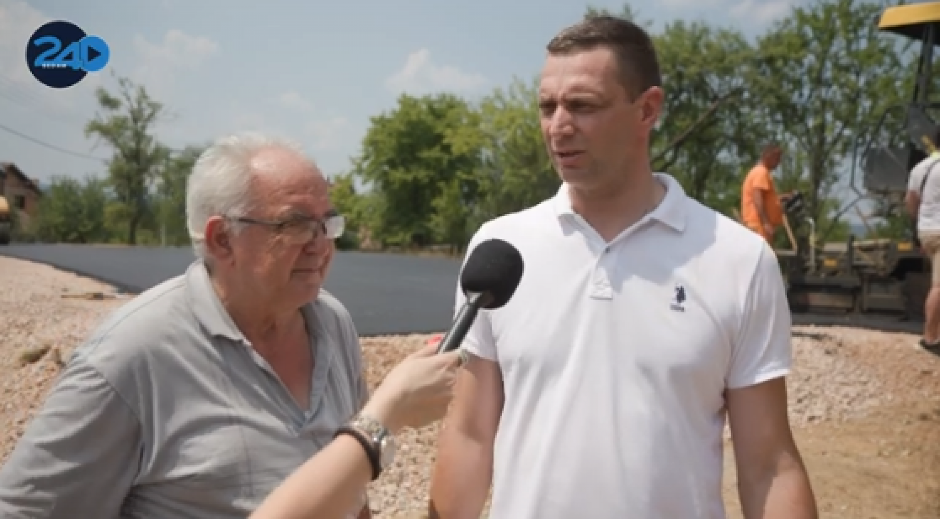 MEŠTANI SU PREZADOVOLJNI, MNOGA DEČICA ĆE SVOJE SLOBODNE TRENUTKE PROVODITI OVDE Osvanulo savremeno igralište u Kosjeriću (VIDEO)