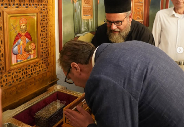 "SRBIJA NIJE ŠAKA ZOBI" Vučić poslao snažnu poruku iz Kruševca (FOTO)