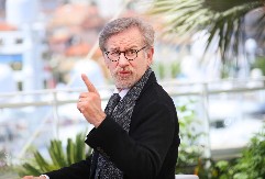 SPILBERG JE PRE 2 DECENIJE REŽIRAO FILM O VEŠTAČKOJ INTELIGENCIJI Evo šta je predvideo