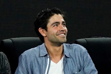 U NASTAVKU "ĐAVO NOSI PRADU" CELA GLUMAČKA EKIPA JE PONOVO NA OKUPU, ALI OVAJ GLUMAC FALI Evo zbog čega se neće pojaviti u filmu